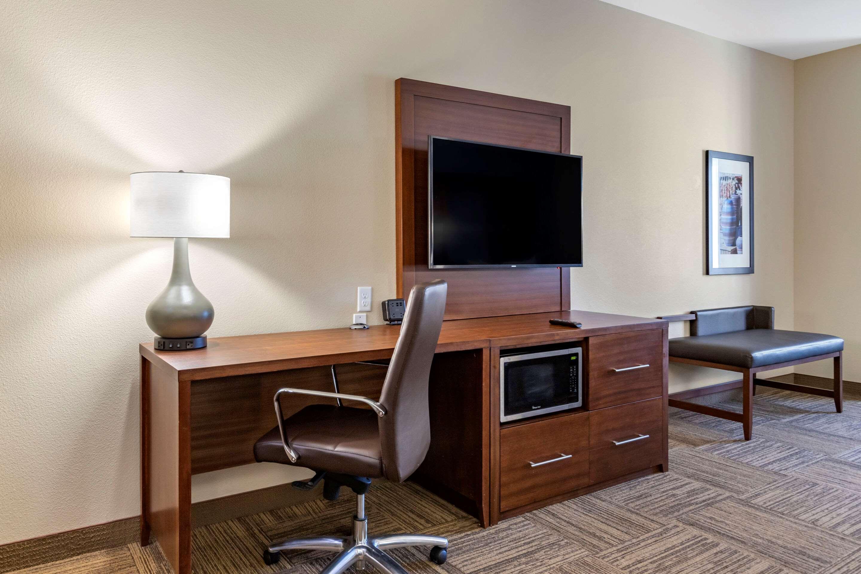Comfort Hotel 2*
